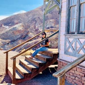 Meet your Posher, Karla